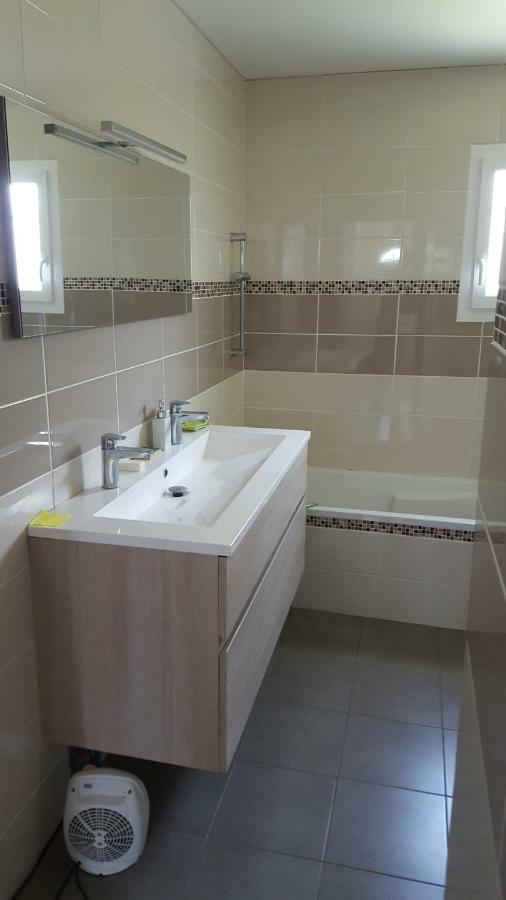 2 Vraies Chambres Privees Au Calme Dans Villa De Campagne Plain-Pied 105M2 Avec Piscine A Montfaucon Montfaucon  Eksteriør bilde